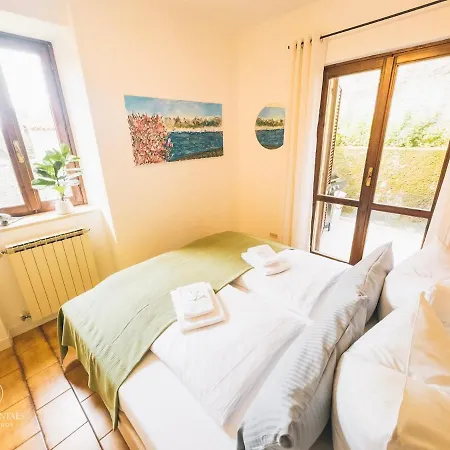Apartman Rr - Casa Aquilani - Lakeview - Pool - Breakfast *